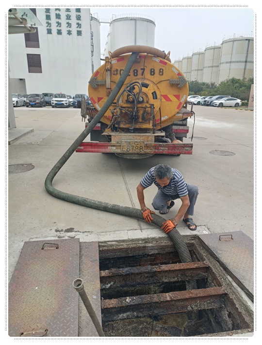 大姚隔油池清掏