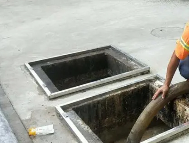 大姚化粪池清理